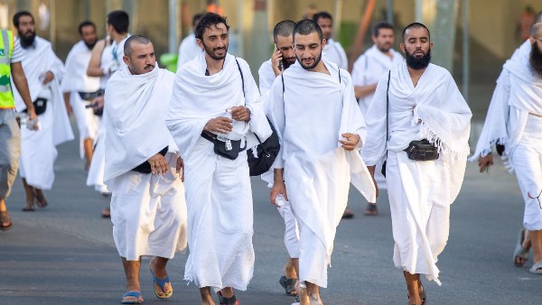 الإحرام الأبرد.. ابتكار سعودي جديد لخدمة ضيوف الرحمن خلال موسم الحج الإحرام الأبرد.. ابتكار سعودي جديد لخدمة ضيوف الرحمن خلال موسم الحج