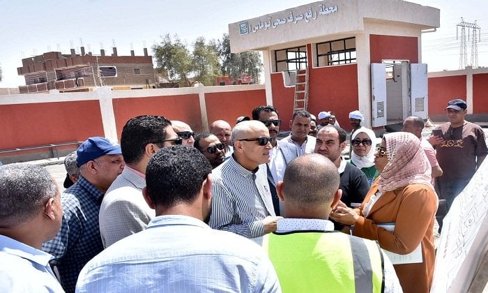 ضمن «حياة كريمة».. محافظ الأقصر يضع اللمسات الأخيرة لافتتاح محطات الصرف الصحي بإسنا ضمن «حياة كريمة».. محافظ الأقصر يضع اللمسات الأخيرة لافتتاح محطات الصرف الصحي بإسنا