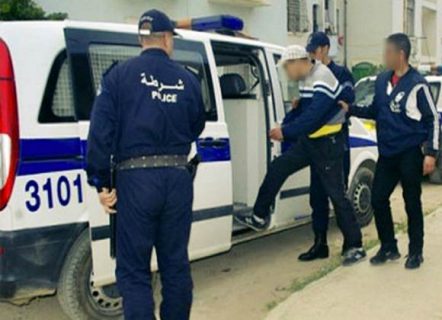 منظمة العفو الدولية تندد بتوقيفات “تعسفية” وتتبعات “جائرة” في الجزائر منظمة العفو الدولية تندد بتوقيفات “تعسفية” وتتبعات “جائرة” في الجزائر