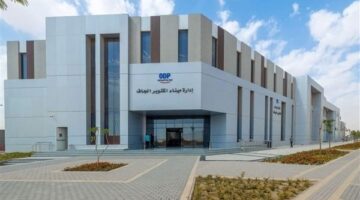 «النقل» تدعو المستثمرين للمشاركة في تطوير الموانئ الجافة والمناطق اللوجستية بمصر (صور)
