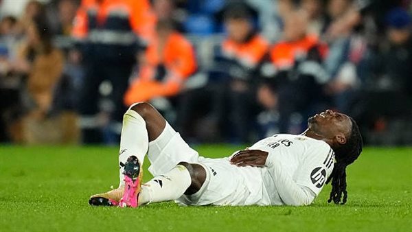 3 أشهر من الغياب.. ريال مدريد يتلقى صدمة بإصابة كامافينجا 3 أشهر من الغياب.. ريال مدريد يتلقى صدمة بإصابة كامافينجا