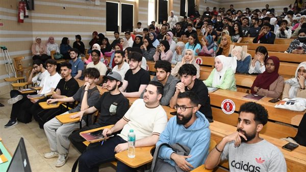 كيف نحمي أنفسنا من خطر الوقوع في براثن التعاطي والمخدرات " ندوة توعوية بأسنان عين شمس