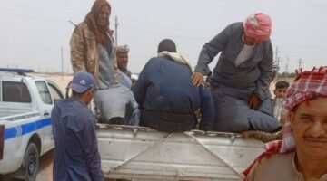 مرور المنيا يضبط سيارة «بيك أب» مخالفة تقل 28 عاملاً زراعياً وتعرض حياتهم للخطر