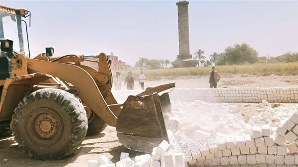 إزالة 536 حالة تعدٍ على الأراضي الزراعية وأملاك الدولة بالمنيا إزالة 536 حالة تعدٍ على الأراضي الزراعية وأملاك الدولة بالمنيا