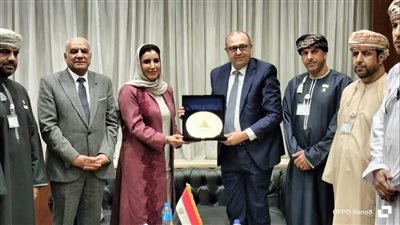 الشافعى يدعو الى زيادة الاستثمارات والتبادل التجارى مع عمان الشافعى يدعو الى زيادة الاستثمارات والتبادل التجارى مع عمان