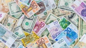 تعرف على أسعار العملات اليوم بالبنك الأهلي المصري وبنك مصر