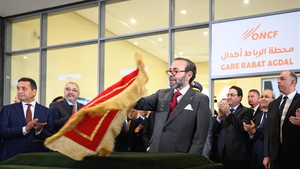 ملك المغرب يُعطي انطلاقة أشغال إنجاز الخط السككي فائق السرعة LGV الرابط بين القنيطرة ومراكش ملك المغرب يُعطي انطلاقة أشغال إنجاز الخط السككي فائق السرعة LGV الرابط بين القنيطرة ومراكش