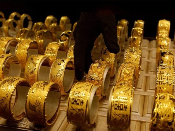 سعر الذهب اليوم الجمعة 25 أبريل.. «الأصفر يتراجع وعيار 24 بـ 5514» سعر الذهب اليوم الجمعة 25 أبريل.. «الأصفر يتراجع وعيار 24 بـ 5514»