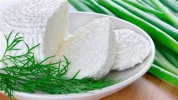 5 أنواع من الجبن يُنصح بها أثناء الحمية الغذائية 5 أنواع من الجبن يُنصح بها أثناء الحمية الغذائية