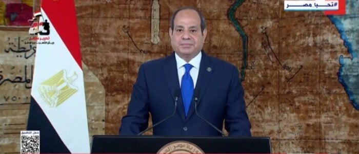 الرئيس السيسي: «سيناء جزء لا يتجزأ من مصر ومحفوظة بإرادة شعبها وقوة جيشها» الرئيس السيسي: «سيناء جزء لا يتجزأ من مصر ومحفوظة بإرادة شعبها وقوة جيشها»