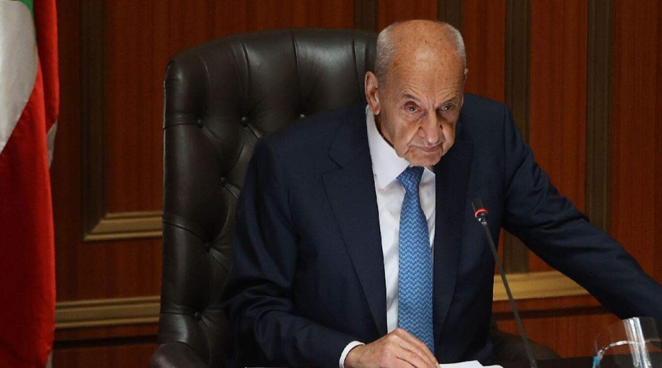 برّي: السّلاح إحدى أوراقنا للتّفاوض ولن نسلّمه الآن برّي: السّلاح إحدى أوراقنا للتّفاوض ولن نسلّمه الآن
