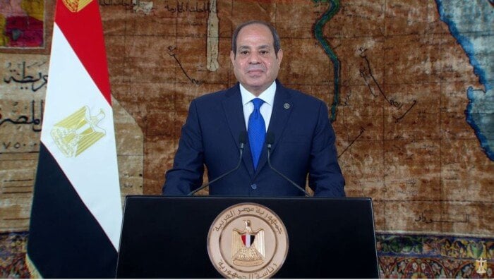 «أرض مصرية لا تقبل المساومة أو التفريط».. نص كلمة الرئيس السيسي في ذكرى تحرير سيناء الـ 43 «أرض مصرية لا تقبل المساومة أو التفريط».. نص كلمة الرئيس السيسي في ذكرى تحرير سيناء الـ 43