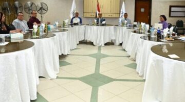 المنشاوي يرأس اجتماع مجلس إدارة نادي جامعة أسيوط الجديد