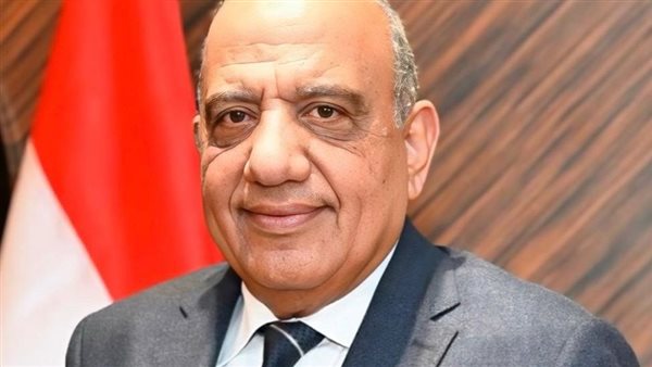 وزير الكهرباء: دعم وتطوير وتحديث شبكة نقل الكهرباء على الجهود العالية والفائقة بشمال وجنوب سيناء وزير الكهرباء: دعم وتطوير وتحديث شبكة نقل الكهرباء على الجهود العالية والفائقة بشمال وجنوب سيناء