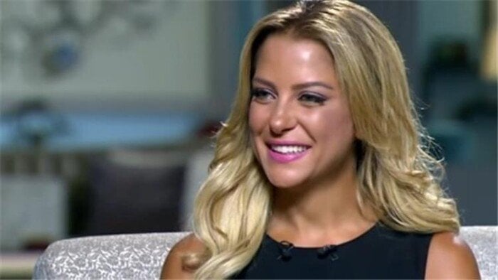 من صلاح لـ طارق العريان.. تفاصيل مثيرة ترويها ريم مصطفى من صلاح لـ طارق العريان.. تفاصيل مثيرة ترويها ريم مصطفى