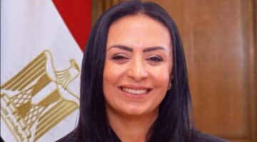 وزيرة التضامن تتلقي تقريرًا عن تدخلات برنامج “تكافل وكرامة” بشمال وجنوب سيناء