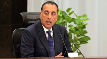 مدبولي يصل “عنتيبي” للمشاركة بالقمة غير العادية للدول المساهمة بقوات بعثة الاتحاد الإفريقي