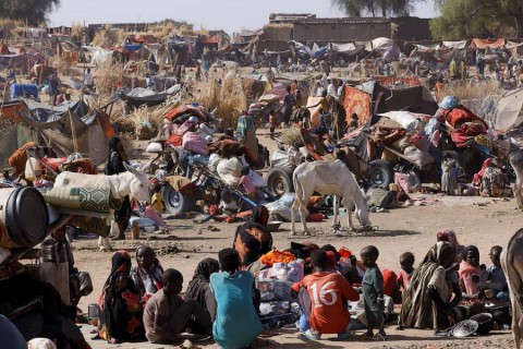 السودان.. مقتل 11 شخصا في هجوم بطائرة مسيرة على مخيم للنازحين السودان.. مقتل 11 شخصا في هجوم بطائرة مسيرة على مخيم للنازحين