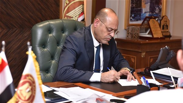 وزير العمل يوجه بسرعة صرف تعويضات عاجلة للعمال الثلاثة في حادث المنوفية وزير العمل يوجه بسرعة صرف تعويضات عاجلة للعمال الثلاثة في حادث المنوفية