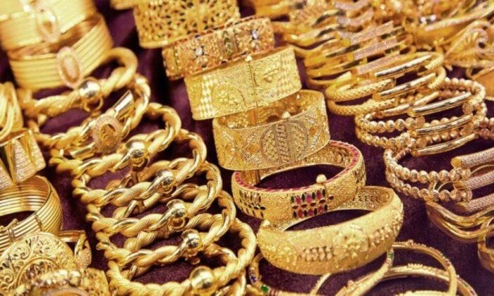 سعر الذهب الآن في منتصف تعاملات اليوم الجمعة.. «هبوط 10 جنيهات» سعر الذهب الآن في منتصف تعاملات اليوم الجمعة.. «هبوط 10 جنيهات»
