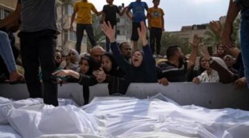 حكومة غزة تحذر من موت جماعي وتطلب ممرا إنسانيا فوريا 