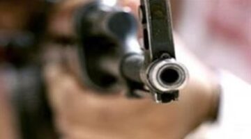 خلاف عائلي يتحول إلى جريمة بالرصاص.. محامٍ يفتح النار على شقيقه وابن شقيقه في الشارع الجديد بفايد