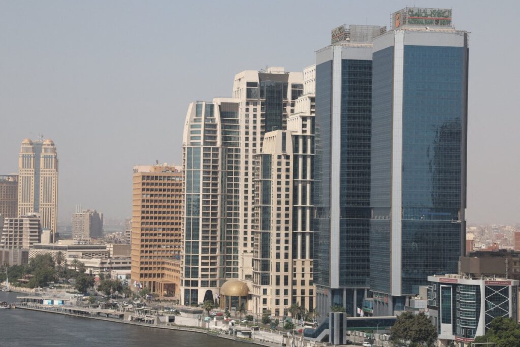 سعر الذهب اليوم في مصر الجمعة 25-4-2025.. عيار 21 يرتفع