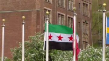 علم سوريا يرفرف مجددًا في الأمم المتحدة: دمشق تعود إلى الساحة الدولية برسائل انفتاح ودعوات لرفع العقوبات