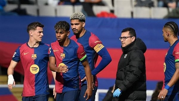 برشلونة يصل مدينة إشبيلية استعدادا لملاقاة ريال مدريد فى نهائي كأس الملك برشلونة يصل مدينة إشبيلية استعدادا لملاقاة ريال مدريد فى نهائي كأس الملك