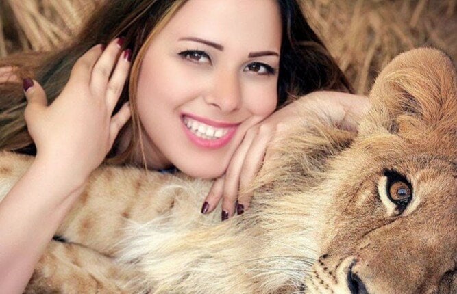 بعد وفاة محمد رحيم.. أنوسة كوته تشكو حالها لأول مرة «صورة» بعد وفاة محمد رحيم.. أنوسة كوته تشكو حالها لأول مرة «صورة»