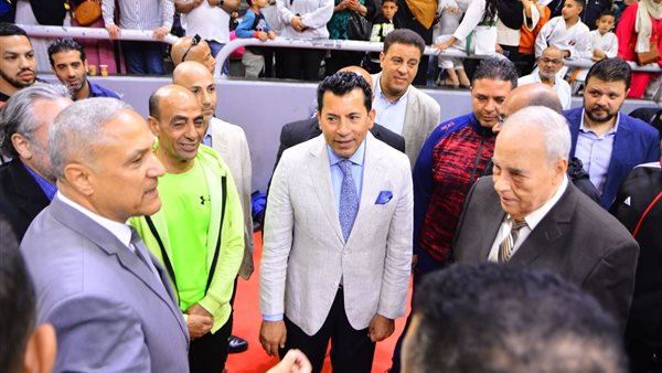 وزير الرياضة يتفقد منافسات البطولة الإفريقية المفتوحة للكاراتيه التقليدي باستاد القاهرة وزير الرياضة يتفقد منافسات البطولة الإفريقية المفتوحة للكاراتيه التقليدي باستاد القاهرة