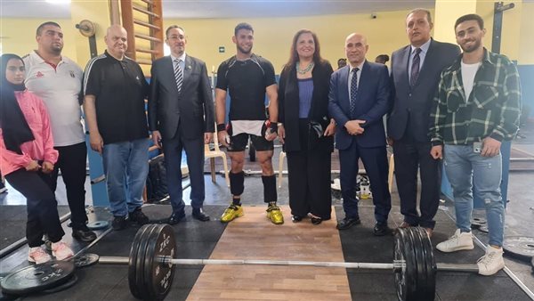 الأثقال يشكر وزير الرياضة و السفارة المصري في موريشيوس الأثقال يشكر وزير الرياضة و السفارة المصري في موريشيوس