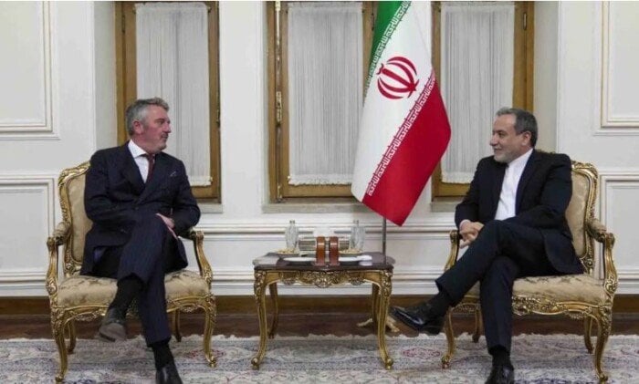 إيران تستدعي السفير الهولندي لديها احتجاجًا على اتهامات باطلة بالتورط في محاولة اغتيال