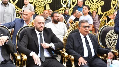 محافظ الدقهلية يقدم واجب العزاء في وفاة النائب ثروت فتح الباب عضو مجلس الشيوخ