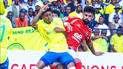 التعادل السلبي يسيطر على منتصف الشوط الأول لمباراة الأهلي وصن داونز بدوري أبطال أفريقيا التعادل السلبي يسيطر على منتصف الشوط الأول لمباراة الأهلي وصن داونز بدوري أبطال أفريقيا