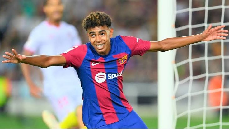 وليد الركراكي يكشف كواليس المحادثات مع لامين يامال وإبراهيم دياز للانضمام للمغرب وليد الركراكي يكشف كواليس المحادثات مع لامين يامال وإبراهيم دياز للانضمام للمغرب