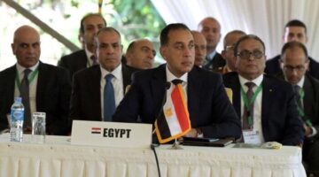 رئيس الوزراء: تمكنا من دحر الجماعات الإرهابية بفضل تضحيات القوات المسلحة والشرطة