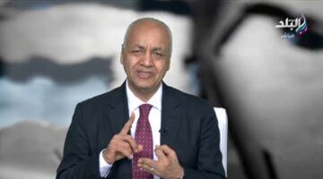 مصطفى بكرى: الانتصار والتنمية على أرض سيناء إهداء لأرواح الشهداء
