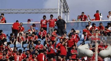 إصابة مشجع أهلاوي من ذوي الهمم بهبوط مفاجئ داخل ستاد القاهرة في مباراة الأهلي وصن داونز