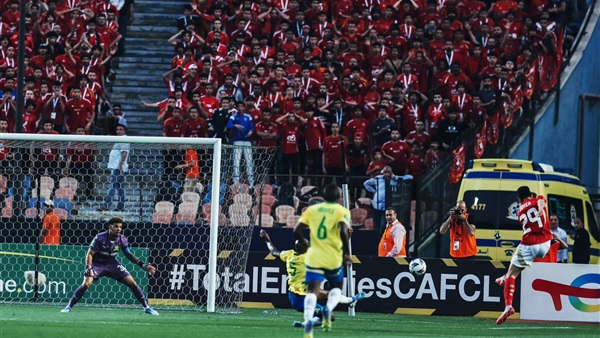 الأهلي يودع دوري أبطال أفريقيا بتعادل مثير أمام صن داونز الأهلي يودع دوري أبطال أفريقيا بتعادل مثير أمام صن داونز