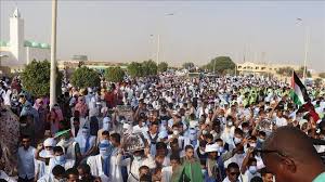 مئات الموريتانيين يتظاهرون رفضا لحرب الإبادة الإسرائيلية على غزة