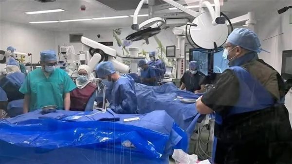 أطباء مستشفى جامعة القاهرة ينجحون باستئصال جهاز منظم لضربات القلب لمصابة بالتهاب بكتيري أطباء مستشفى جامعة القاهرة ينجحون باستئصال جهاز منظم لضربات القلب لمصابة بالتهاب بكتيري