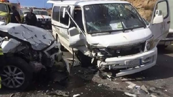 حادث تصادم سيارتين بالبدرشين يسفر عن إصابة 11 شخصا حادث تصادم سيارتين بالبدرشين يسفر عن إصابة 11 شخصا