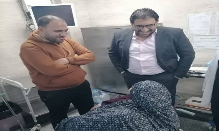 في زيارة مفاجئة.. مدير التأمين الصحي بالغربية يتفقد المجمع الطبي والمبرة بطنطا ويؤكد: رضا المرضى أولويتنا في زيارة مفاجئة.. مدير التأمين الصحي بالغربية يتفقد المجمع الطبي والمبرة بطنطا ويؤكد: رضا المرضى أولويتنا