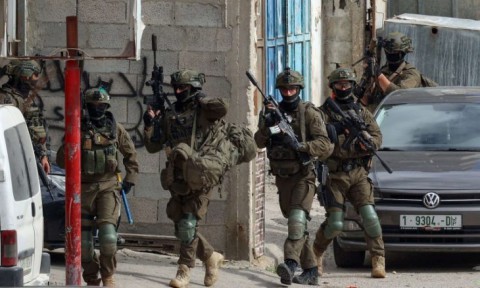 إصابة فلسطينيين خلال اقتحامات للجيش الإسرائيلي قرى بالضفة الغربية