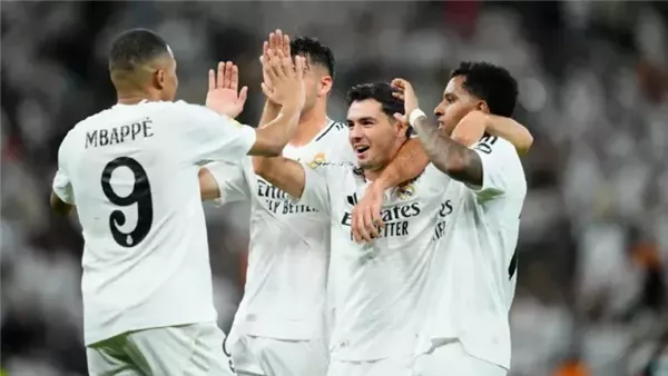 ريال مدريد ينفي شائعات الانسحاب ويؤكد جاهزيته لنهائي كأس الملك ريال مدريد ينفي شائعات الانسحاب ويؤكد جاهزيته لنهائي كأس الملك