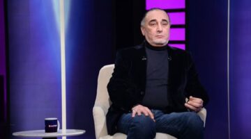 أمير عبد المجيد لـ«بالخط العريض»: رفدوني من المدرسة لأني ضربت مدرسًا