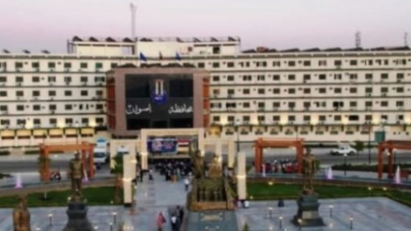 أخبار أسوان| تقديم الرعاية الطبية لـ50 مصاب بحادث.. تطبيق المواعيد الصيفية على المحلات أخبار أسوان| تقديم الرعاية الطبية لـ50 مصاب بحادث.. تطبيق المواعيد الصيفية على المحلات