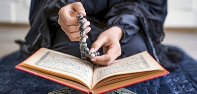هل قراءة آية الكرسي بعد كل صلاة تجعل الله ينظر لقائلها ويغفر له؟ هل قراءة آية الكرسي بعد كل صلاة تجعل الله ينظر لقائلها ويغفر له؟