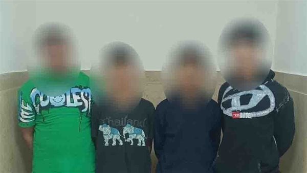 بأسلوب المغافلة.. ننشر التحريات في واقعة سرقة هاتف شخص يستقل سيارة ميكروباص متوقفة أعلى الدائري بأسلوب المغافلة.. ننشر التحريات في واقعة سرقة هاتف شخص يستقل سيارة ميكروباص متوقفة أعلى الدائري